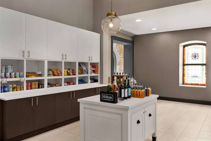 Snack bar
