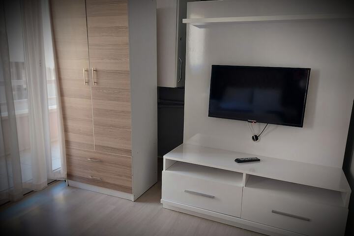 Room 14 of 97
