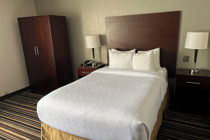 Double Bed (10 of 15)