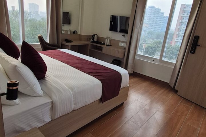 Room 19 of 36