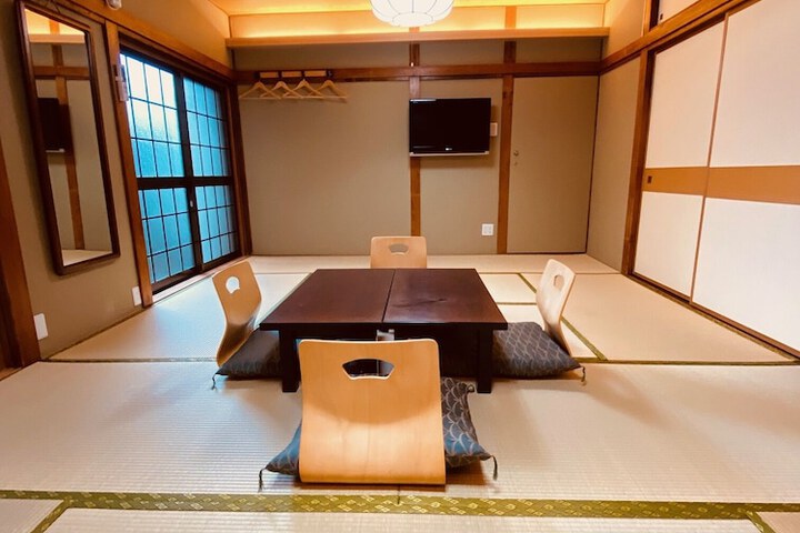 Room 21 of 55