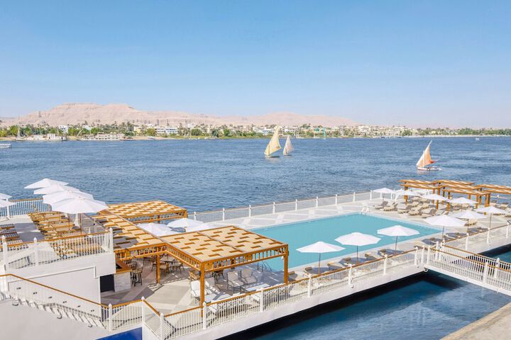 Pools & Facilities