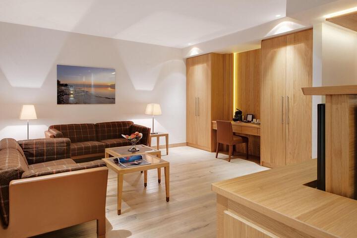 Room 34 of 82