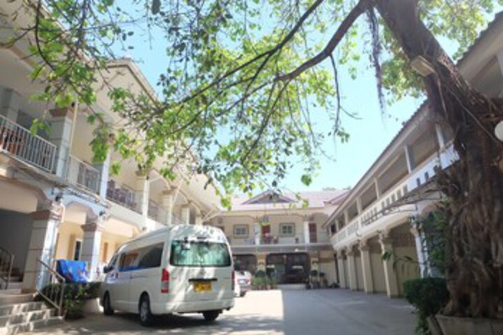 Hotel 8 of 28