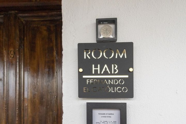 Room 12 of 51