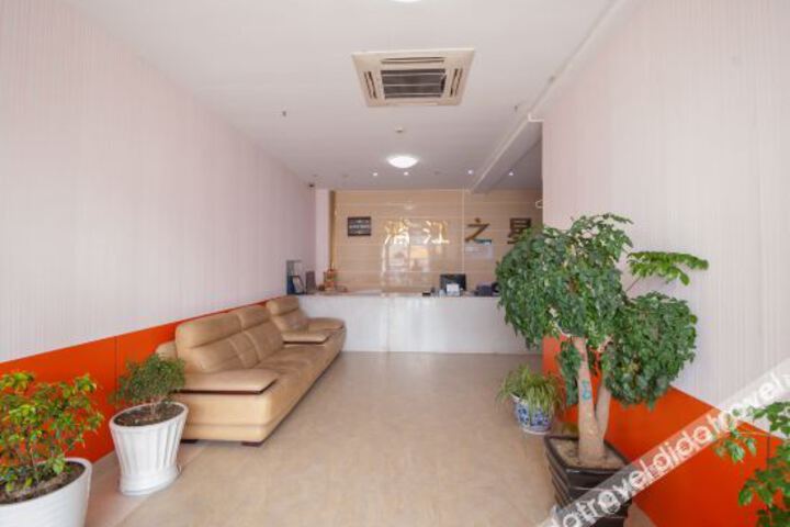 Hotel Interior 8 of 29