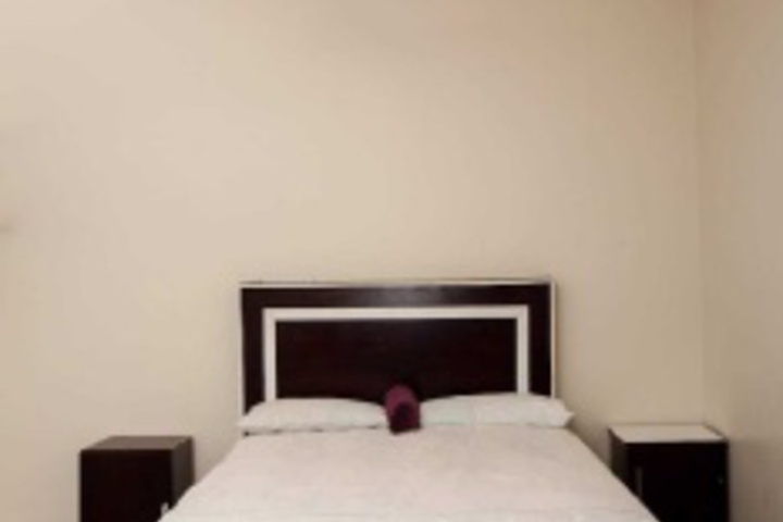 Room 33 of 48