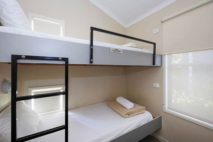 Room 7 of 60