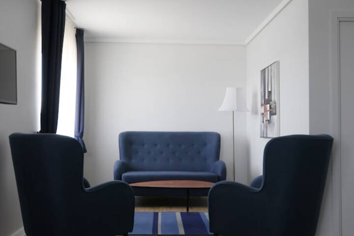 Room 9 of 66