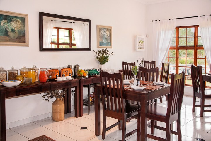 Dining Photos