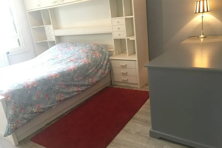 Room 5 of 22