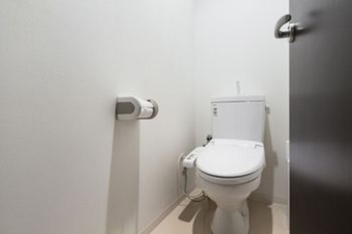 Room 12 of 182
