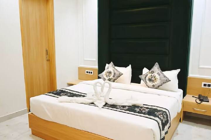 Room 7 of 22