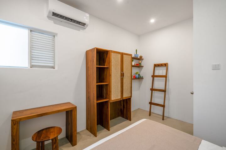 Room 21 of 51