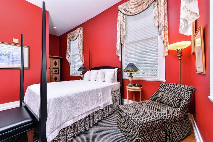 2 Queen Beds Special Interior Entrance (3 of 27)