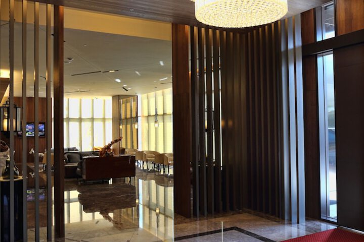 Hotel 9 of 159