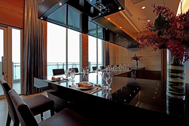 Dining 42 of 61
