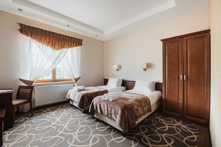 Room 7 of 50