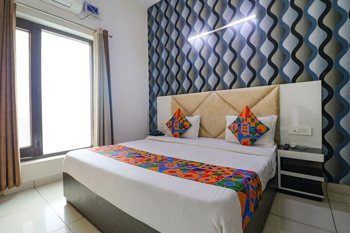 Room 20 of 35