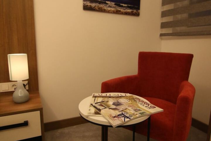 Room 10 of 45