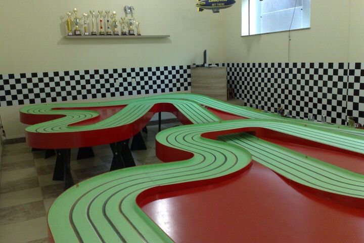 Room 69 of 98