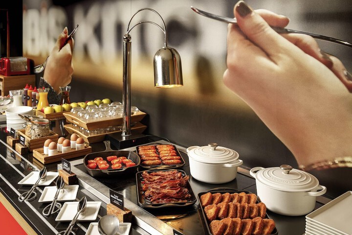 Breakfast/Coffee Service 29 of 53