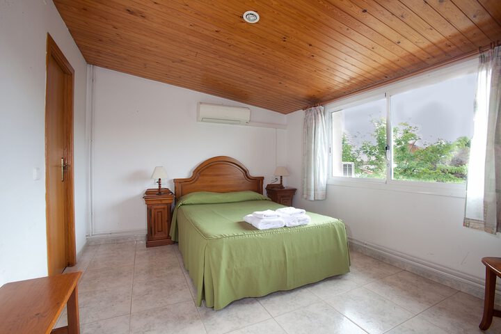 Room 3 of 55
