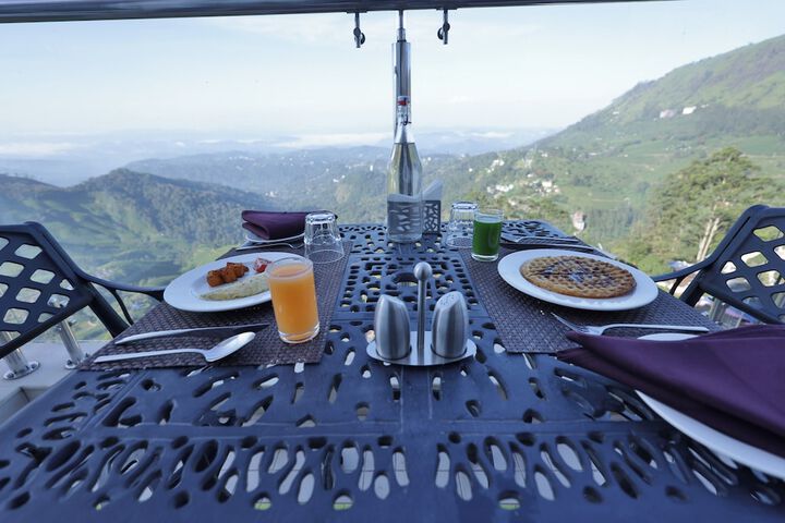 Dining 47 of 66