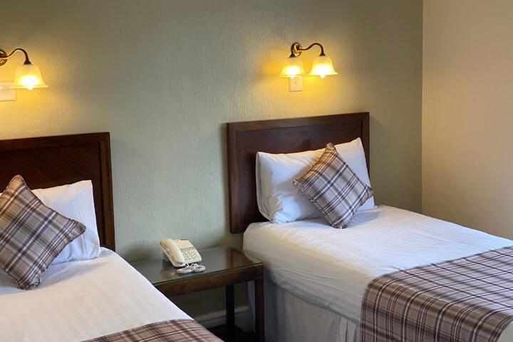 Room 20 of 84