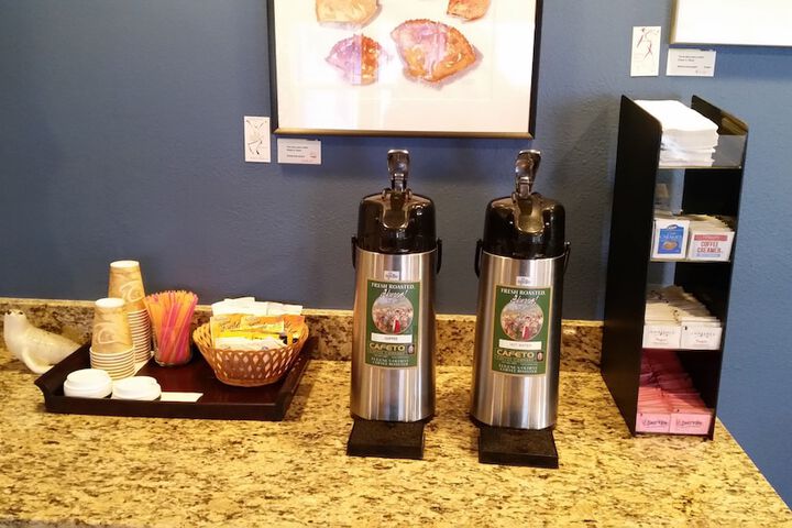 Breakfast/Coffee Service 53 of 71
