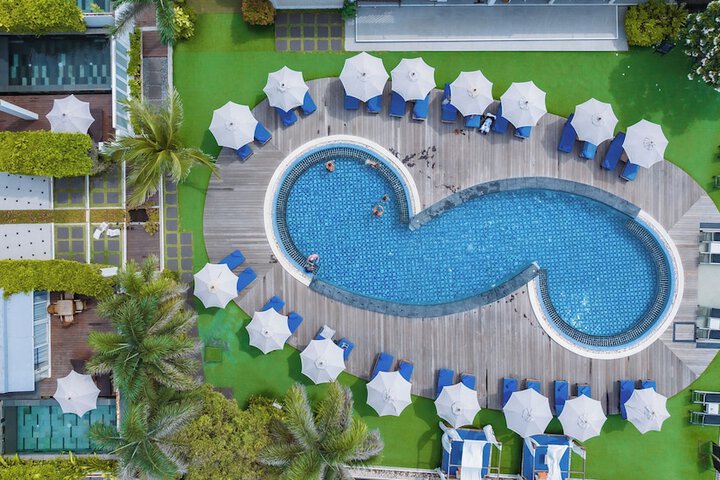 Pool 116 of 218