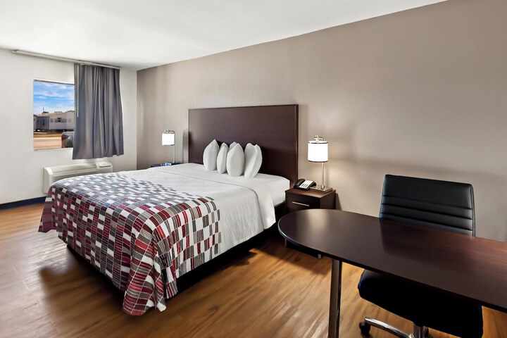 Room 21 of 43