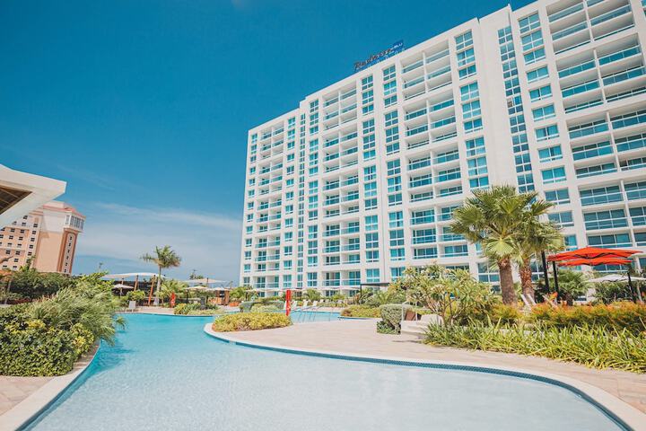 Exterior of Radisson Blu Aruba