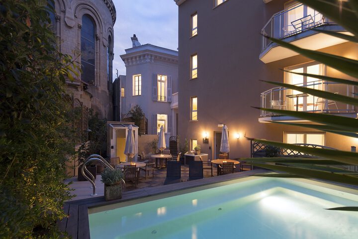 Pool 44 of 55