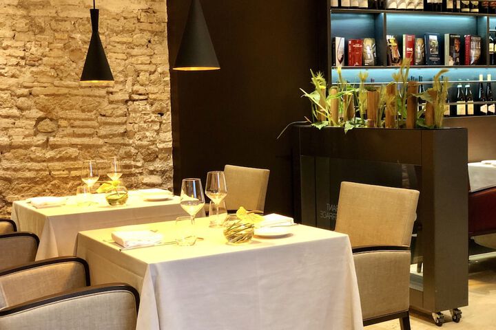 Dining 56 of 134