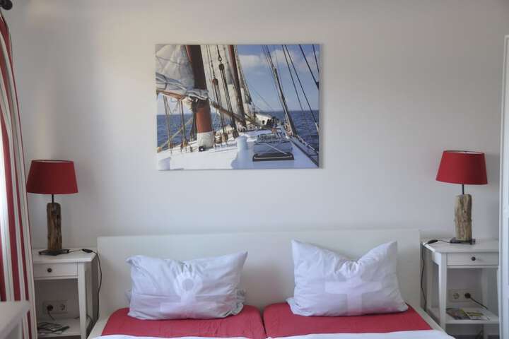 Room 12 of 81