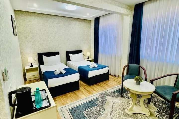 Room 7 of 26