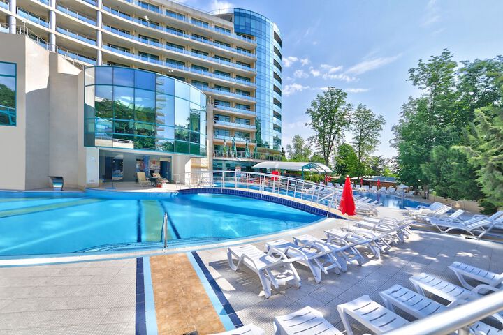 Pool Hotel
