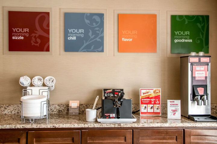 Breakfast area