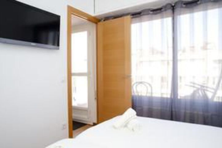 Room 7 of 21