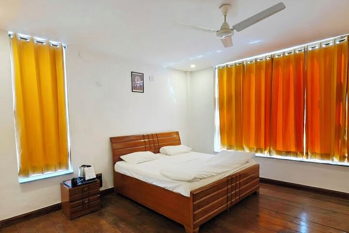 Room 64 of 181
