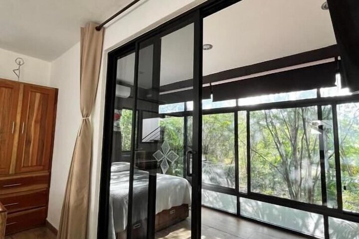 Room 18 of 62