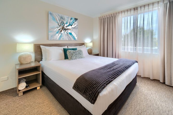 Room 5 of 79