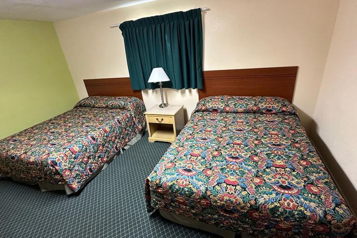 Room 21 of 27