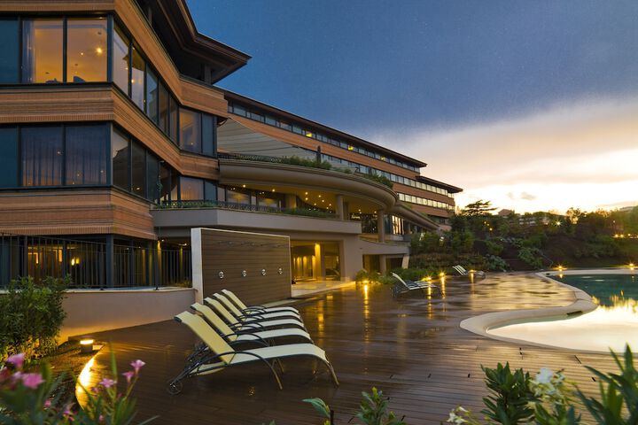 Sundeck 59 of 63