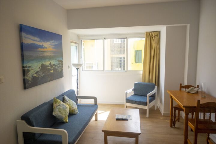 Room 17 of 148