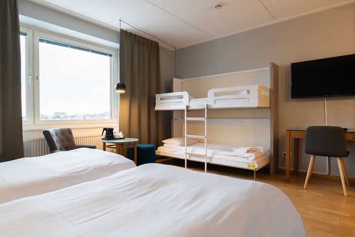 Room 14 of 71