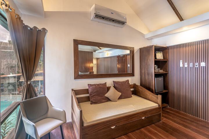 Room 45 of 169
