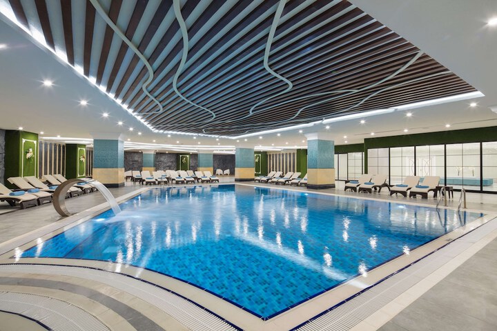 Pool 48 of 160