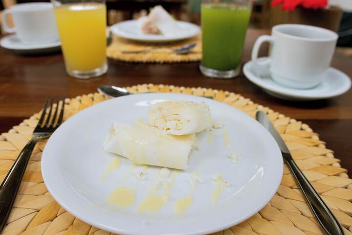 Breakfast/Coffee Service 152 of 190